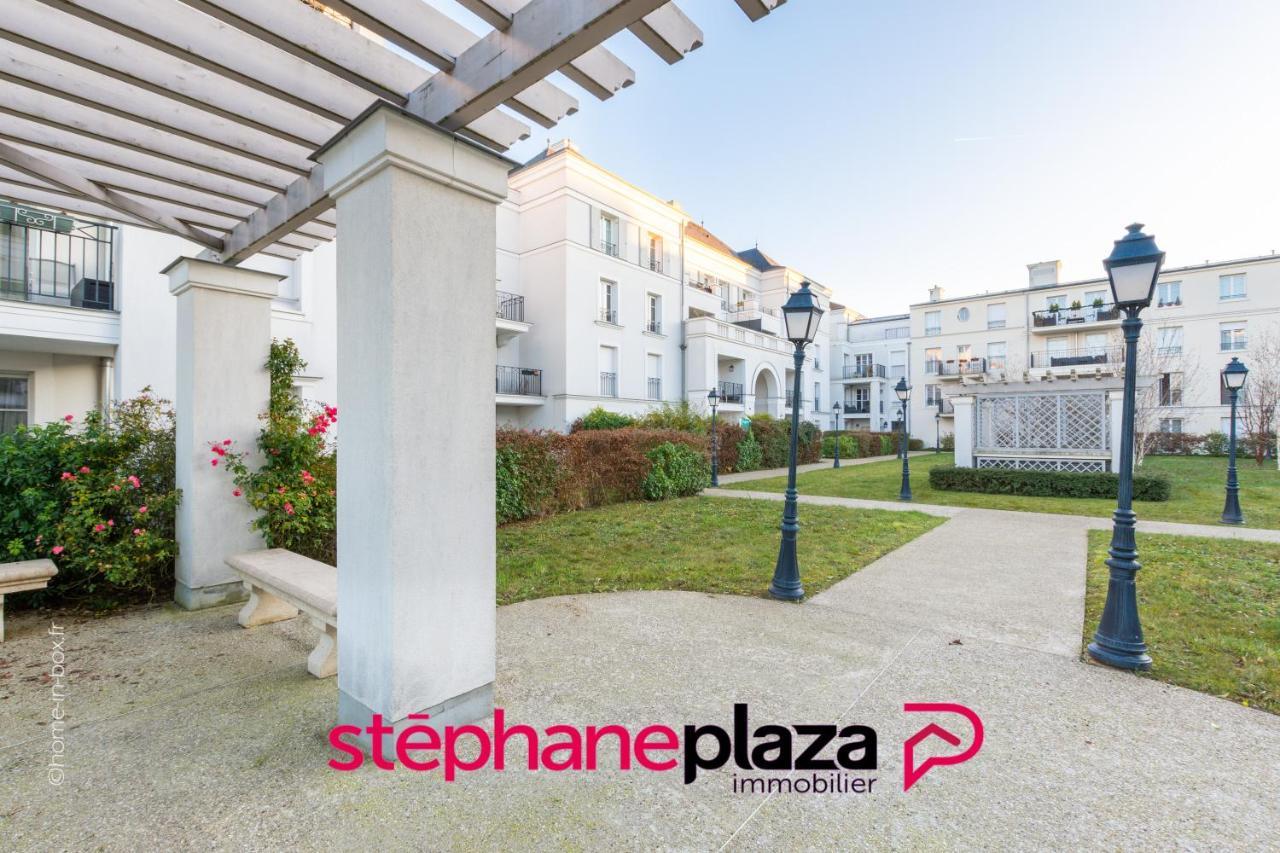 Plaza Scandinave 04 Serris Exterior foto